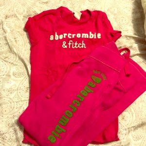 Abercrombie tee shirt and sweatpants